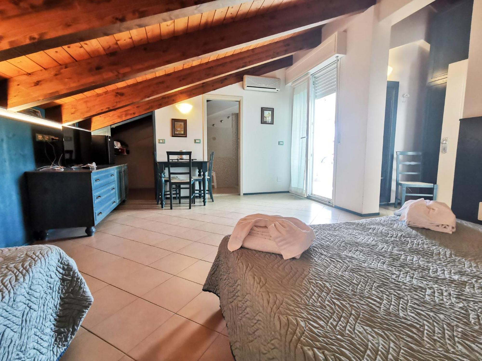 La Hotel Cattolica